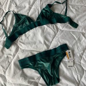 Calvin Klein Bra Set